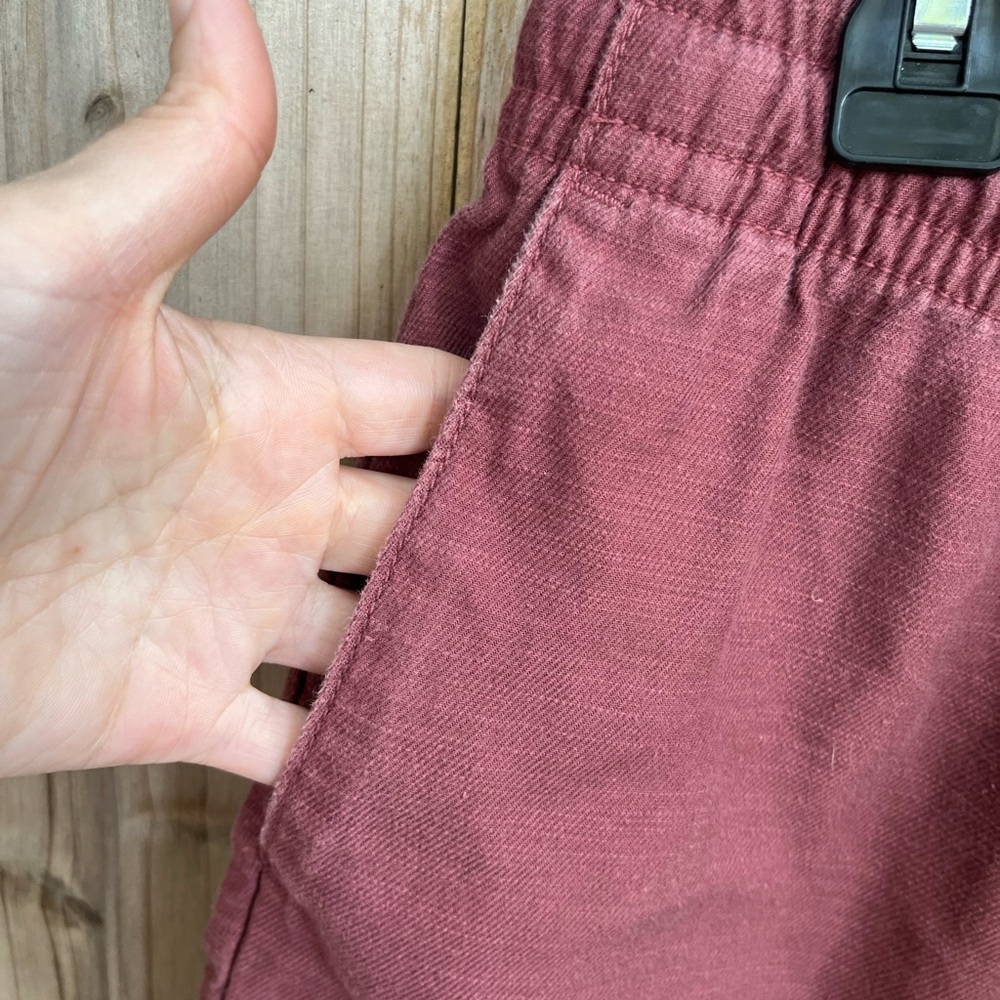 PacSun Burgundy Elastic Waist Volley 6” Shorts Size M - Picture 3 of 6